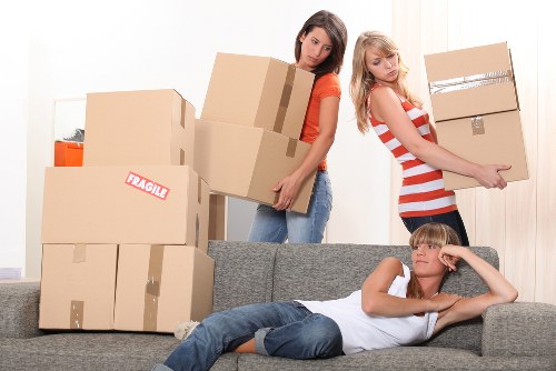 Flexible Neasden van service for moving belongings safely